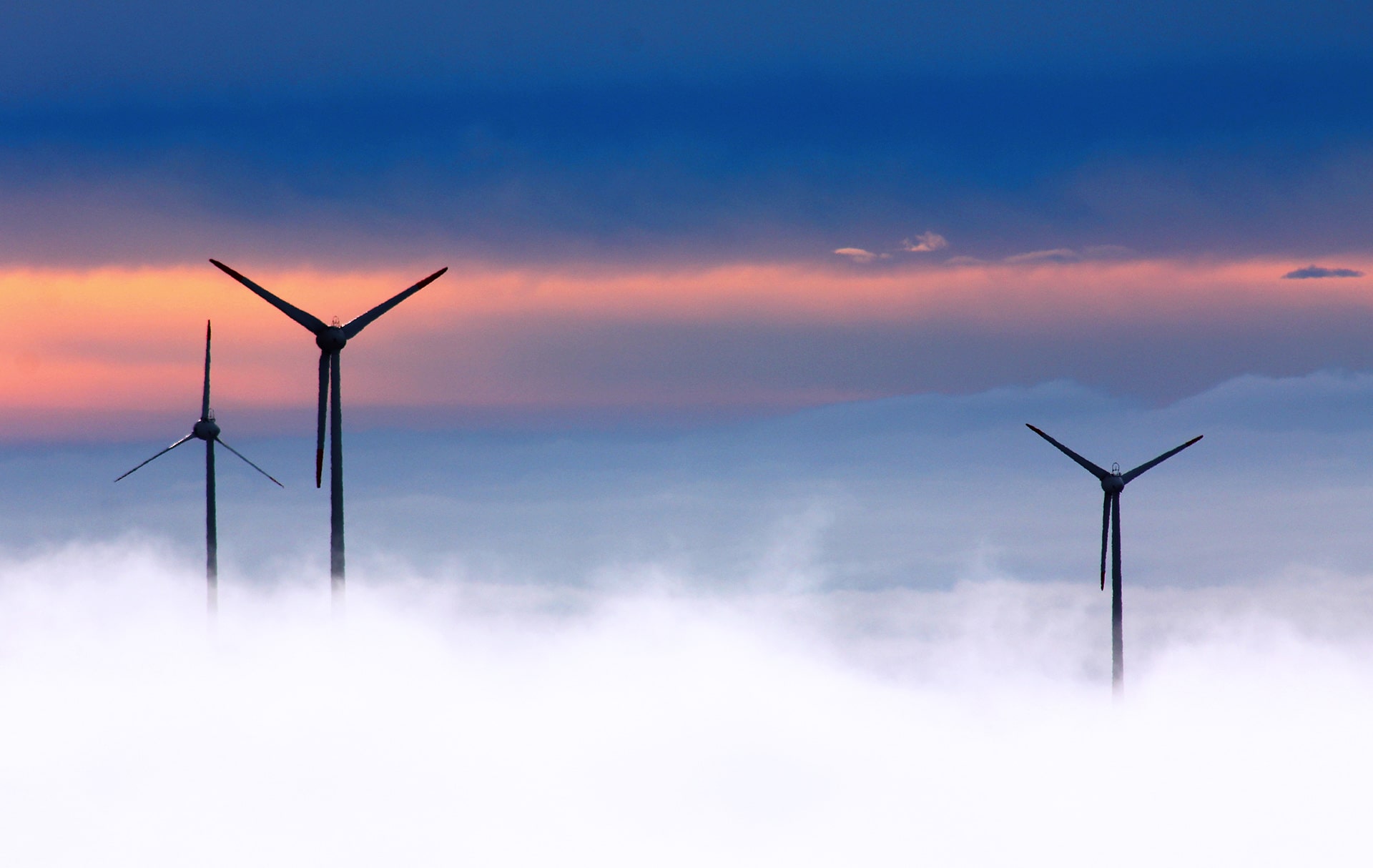 Windmill_above_clouds1920x1214 offshore windparken